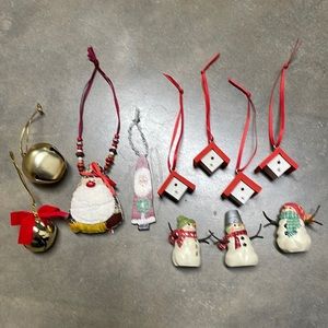 Christmas ornaments and 3 snowmen